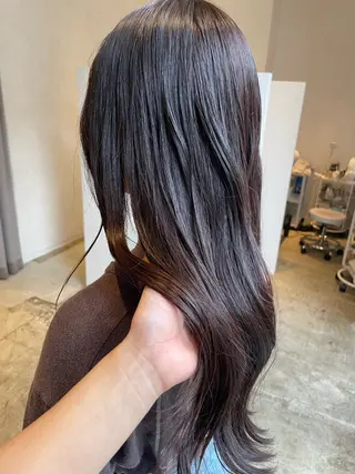 ロング 山本 遥海のヘアスタイル