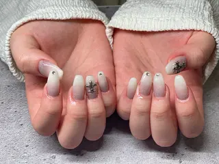 ネイル Latour onagiのネイルデザイン