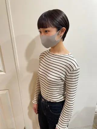 ショート カラー MIOベージュカラー 柔らかいカラーのヘアスタイル