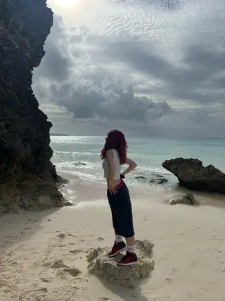 ミディアム 艶カラー/レイヤー /メンズ/マツエクのヘアスタイル