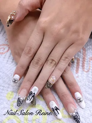 ネイル Nailsalon Reine所属・玉栄 伶奈のネイルデザイン