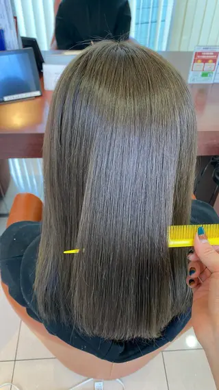 セミロング air銀座所属・木村 詩渚のヘアスタイル