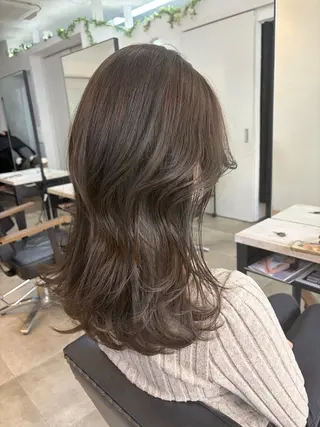 セミロング カラー 🥀韓国ヘア🥀 宮津真菜のヘアスタイル