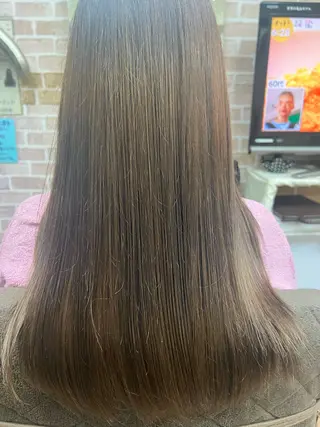 ロング 萱場 利恵のヘアスタイル