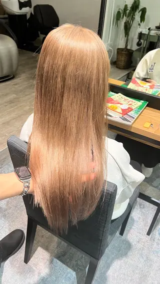 ロング カラー 🌈re-room EIKI🇰🇷のヘアスタイル