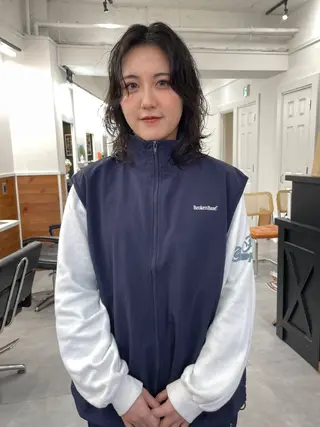 ミディアム カラー パーマ レイヤー／似合わせ TAKUYAのヘアスタイル