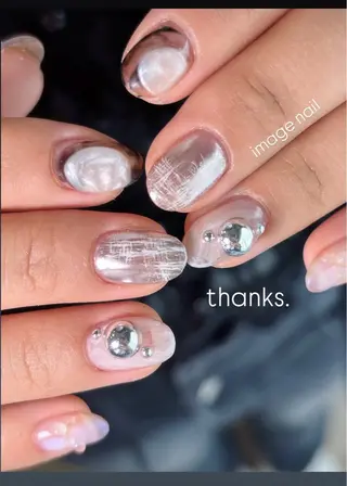 ネイル .8 HAREのネイルデザイン