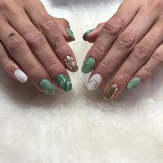 ネイル Nes.Nail所属・Miyagi Asamiのネイルデザイン