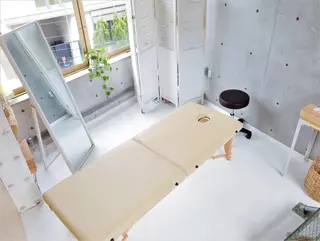 MORETHAN整体所属・Hiro 【骨盤矯正/祐天寺】のエステ・リラクイメージ