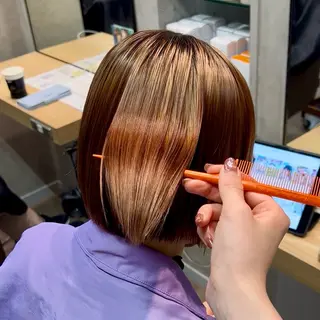 ミディアム 艶暖色カラー🍒 縮毛矯正ほののヘアスタイル
