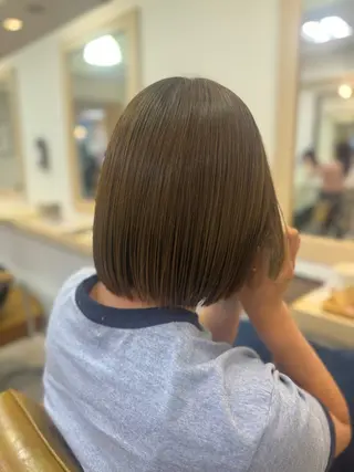 ショート 金山/レイヤー カット/Hikariのヘアスタイル