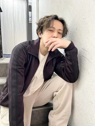 ショート カラー パーマ メンズ miel hair 新宿店 【ミエル ヘアー】所属・新宿西口から徒歩5分 石橋卓典のヘアスタイル