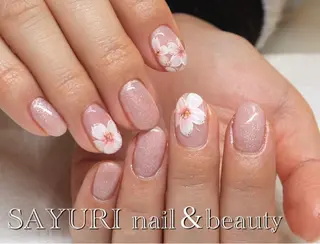 ネイル さゆりネイル&ビューティーサロン所属・古屋 早友里のネイルデザイン