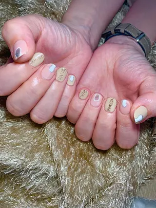 ネイル マルサンカクシカク所属・○△□ 守口市のネイルデザイン