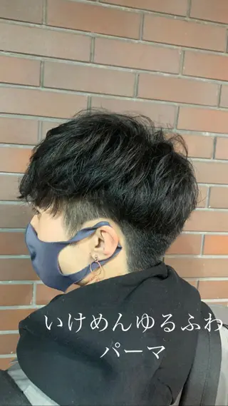 ショート パーマ メンズ プレミアムバーバー新宿店所属・新宿駅近！ 💈口コミ多数✨のヘアスタイル