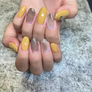 ネイル 脇坂 千晶のネイルデザイン