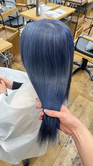 ミディアム 韓国レイヤーカット/ ハイトーン/マアヤのヘアスタイル