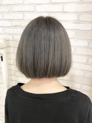 ショート カラー HAUS 片山みほのヘアスタイル
