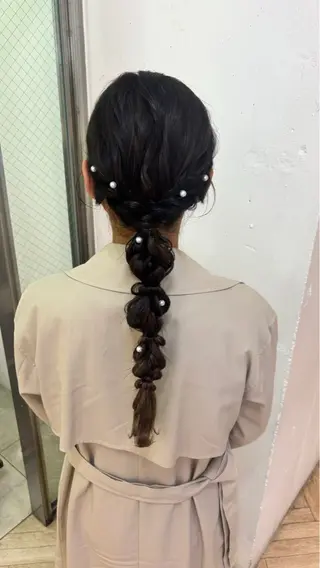 ロング ヘアアレンジ 艶カラー/ ストレート/くるみのヘアスタイル