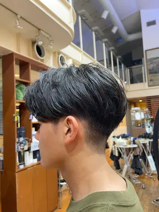 ショート パーマ 中村 賢介のヘアスタイル
