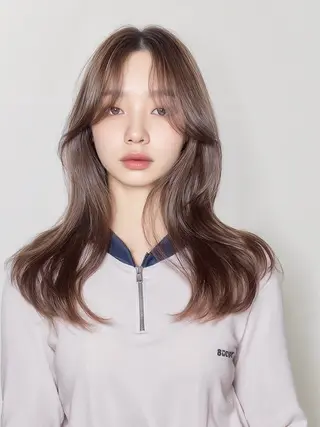 ミディアム Day&Night所属・Day& Nightのヘアスタイル