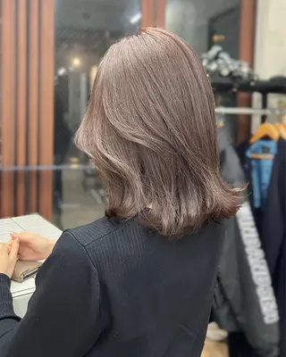 ミディアム カラー SALT WATER所属・🫐 𝐌𝐚𝐨 🫐似合わせcutのヘアスタイル