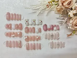 ネイル Hübsch所属・Sakura Hのネイルデザイン