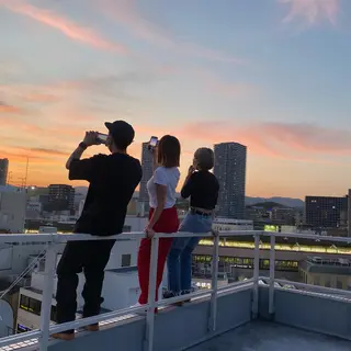 TIDEHAIR SHIHOのヘアスタイル