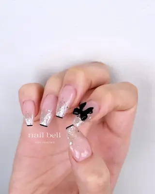 ネイル 大人可愛いネイル🎗 Hinaのネイルデザイン