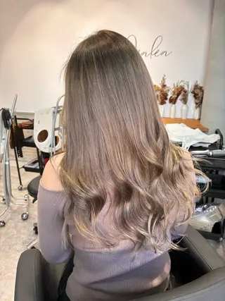 ロング 鎌田 優依のヘアスタイル