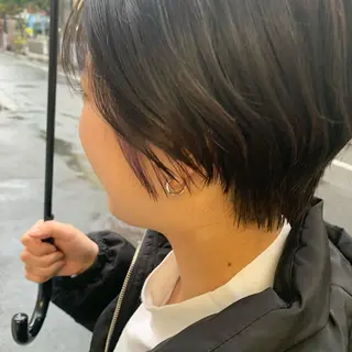 ショート カラー ヘアアレンジ サナ🌱 切りっぱなしボブのヘアスタイル