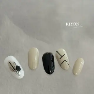 ネイル RIYON staffのネイルデザイン