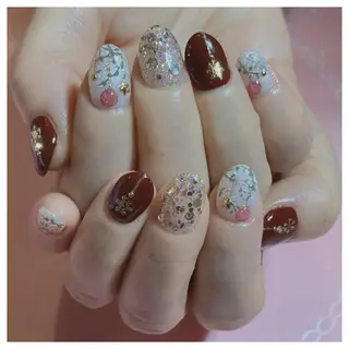 ネイル 古川 里美のネイルデザイン