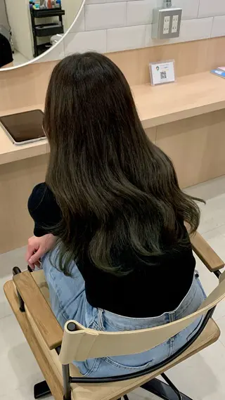 ロング カラー 田中 怜菜のヘアスタイル