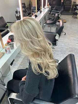 ロング カラー レイヤーカット BLend 渋谷のヘアスタイル