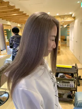 ロング 渋谷ハイトーン/ デザインカラー阿部のヘアスタイル