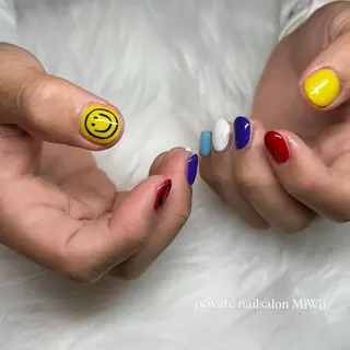 ネイル 𝐧𝐚𝐢𝐥 𝐌𝐢𝐖𝐢𝐢のネイルデザイン