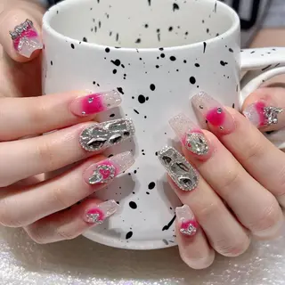 ネイル Queens PUPUのネイルデザイン