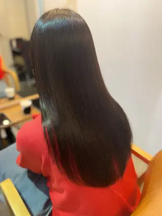 ロング 佐藤 菜々美のヘアスタイル