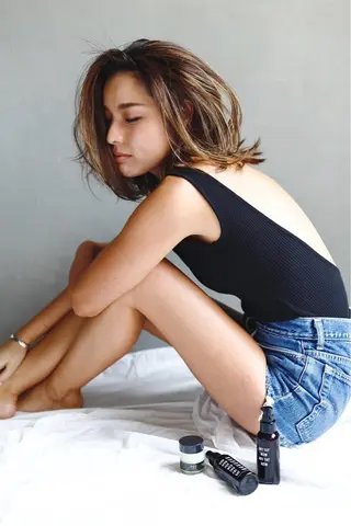 ミディアム さの あやねのヘアスタイル