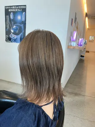 ミディアム カラー 夏賀 聡史のヘアスタイル