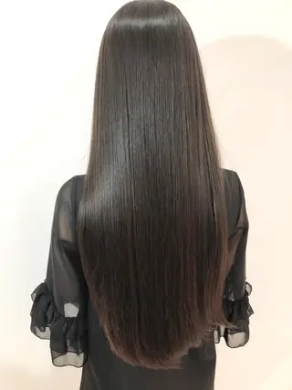 ロング カラー 服部 樹季のヘアスタイル