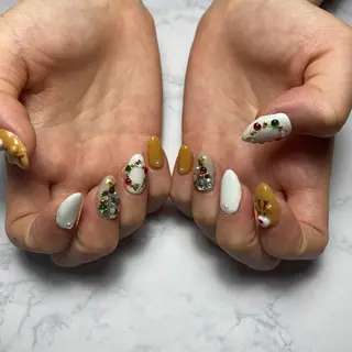 菅 恵奈のネイルデザイン