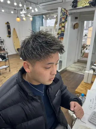 ショート カラー メンズ メンズ特化サロン ユウヘイのヘアスタイル
