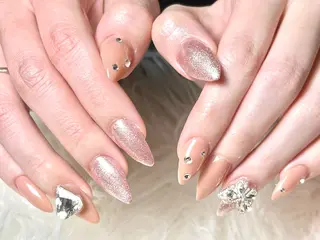 ネイル hohomi .のネイルデザイン