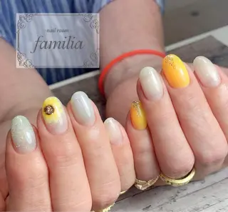 ネイル -nailroom- familiaのネイルデザイン