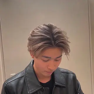 ミディアム メンズバレイヤージュ 🔥メンズカット🔥のヘアスタイル