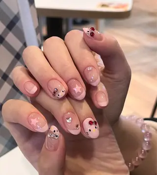 ネイル Dola Nail ユキンイのネイルデザイン