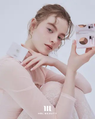 アイブロウ Larme_ hblの眉毛・アイブロウイメージ