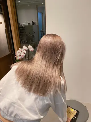 ロング カラー 美髪ストレート 川本雄己のヘアスタイル